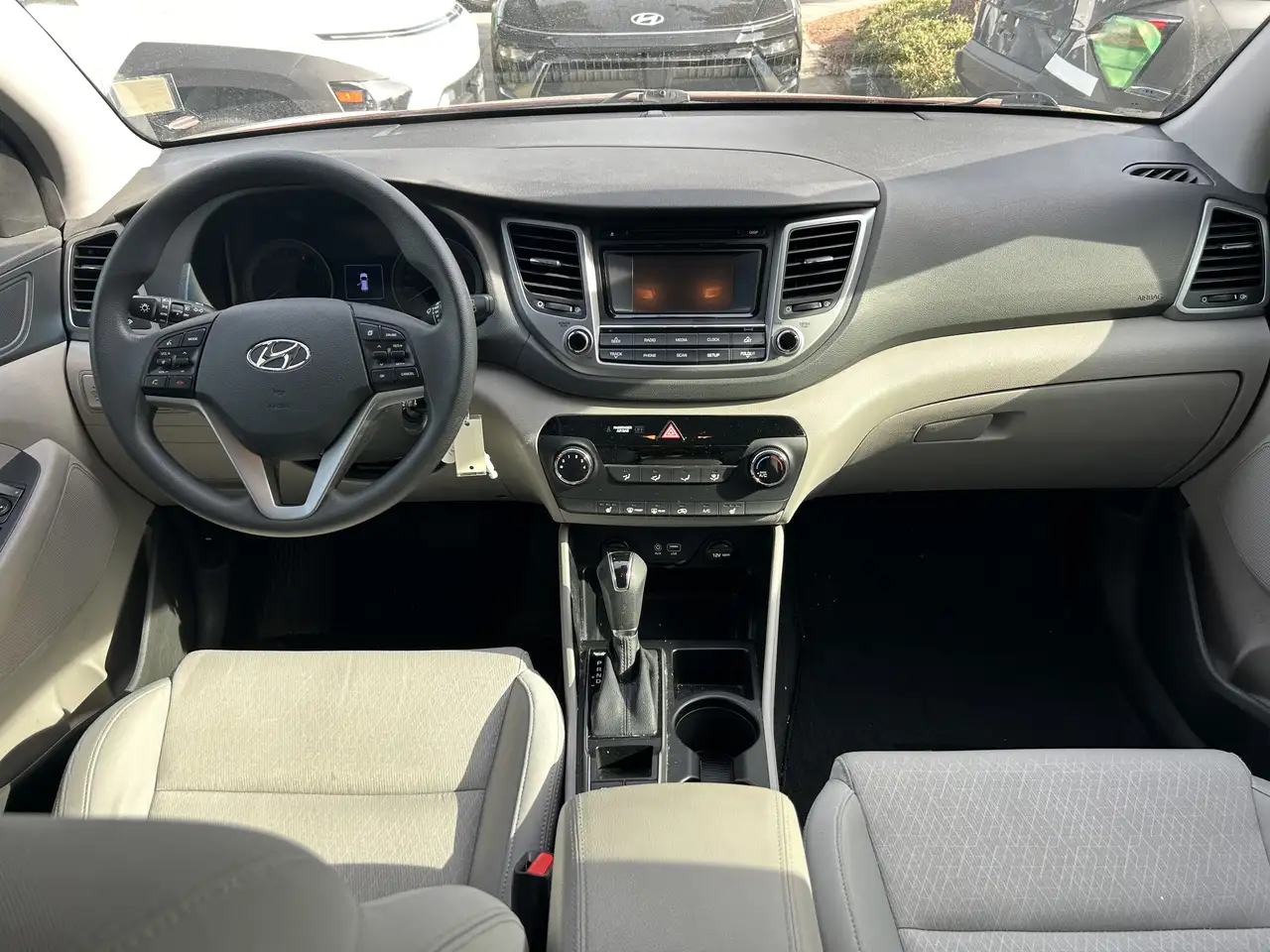 Hyundai TUCSON снимка Hyundai TUCSON