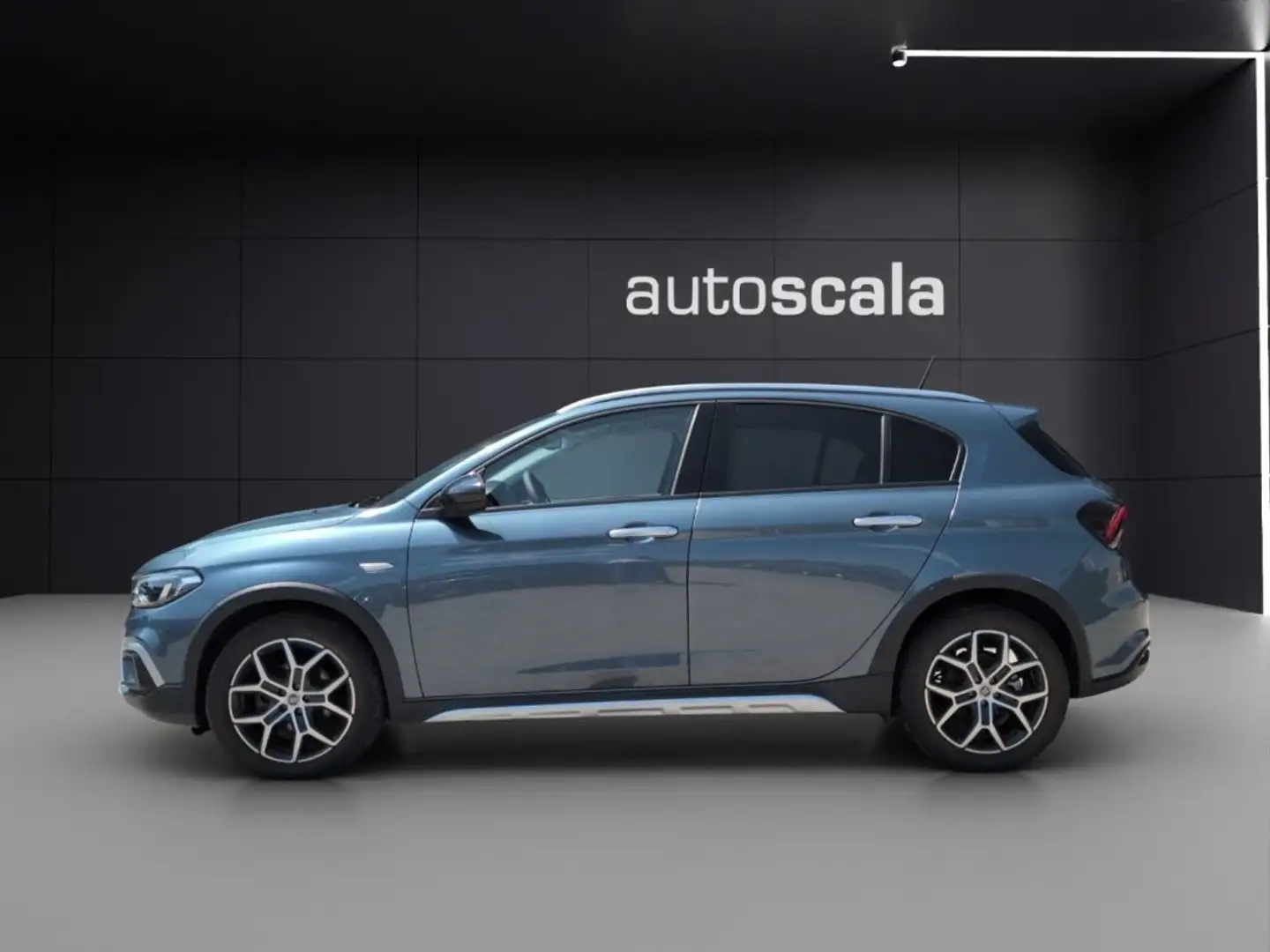 Fiat Tipo 1.6 Mjt S&S 5 porte Cross Blu/Azzurro - 2