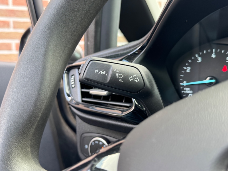 Ford Fiesta 1.1 | Trend 5-Drs | Airco | Cruise | Navi — photo 13