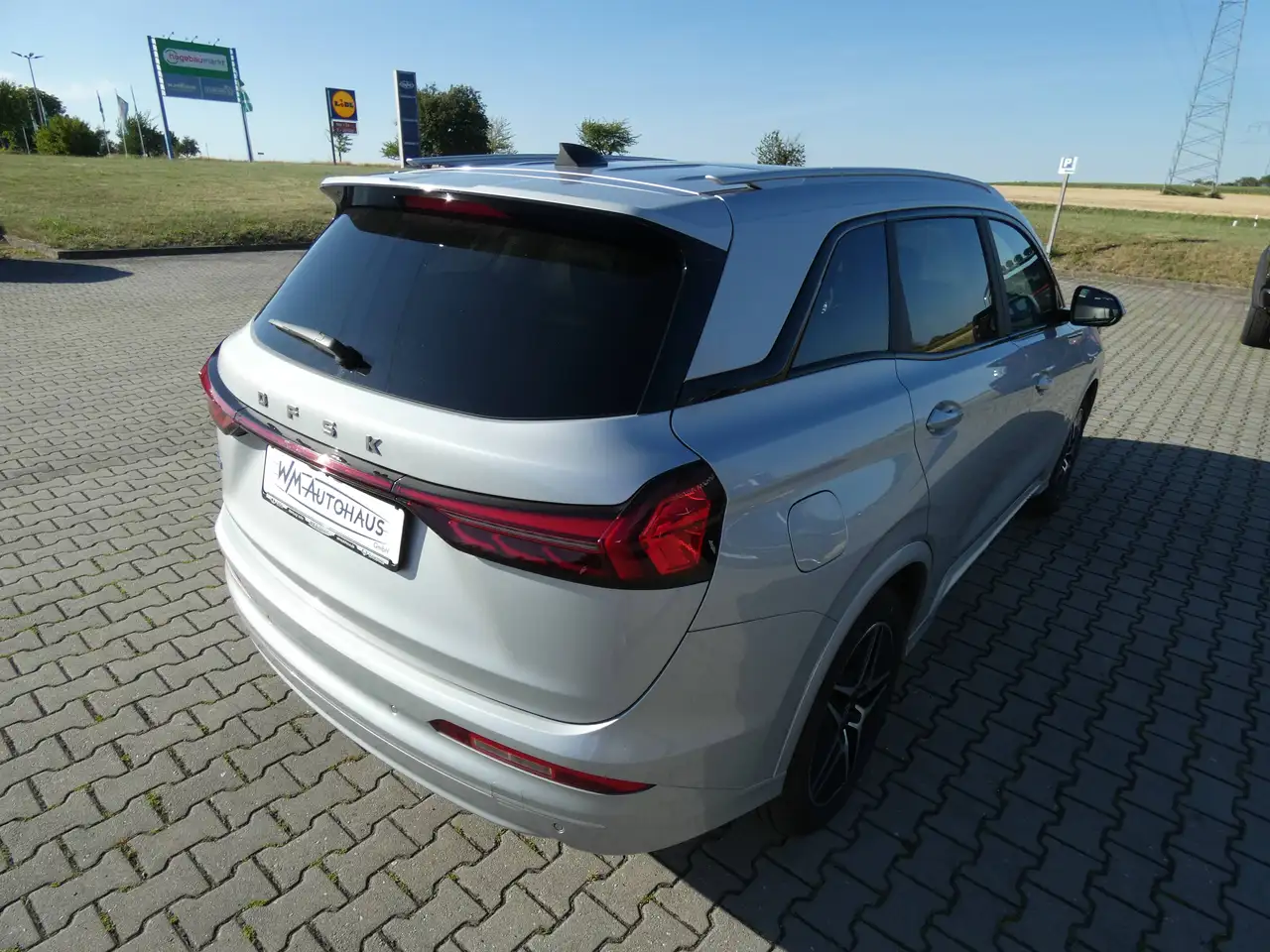 DFSK E5 2025
