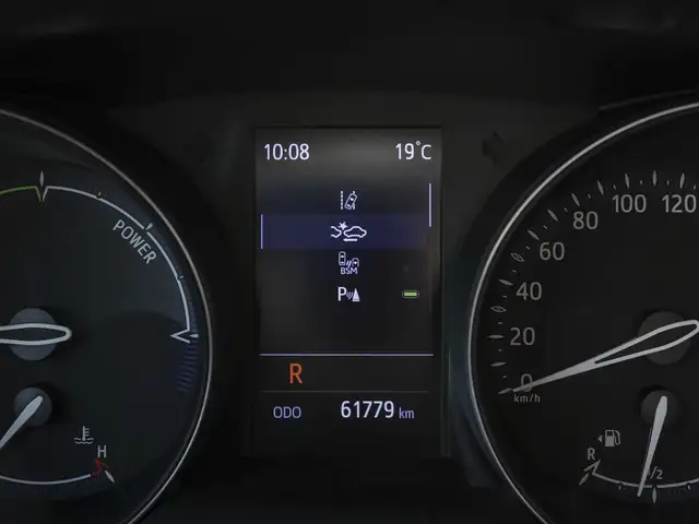 Toyota C-HR view 13
