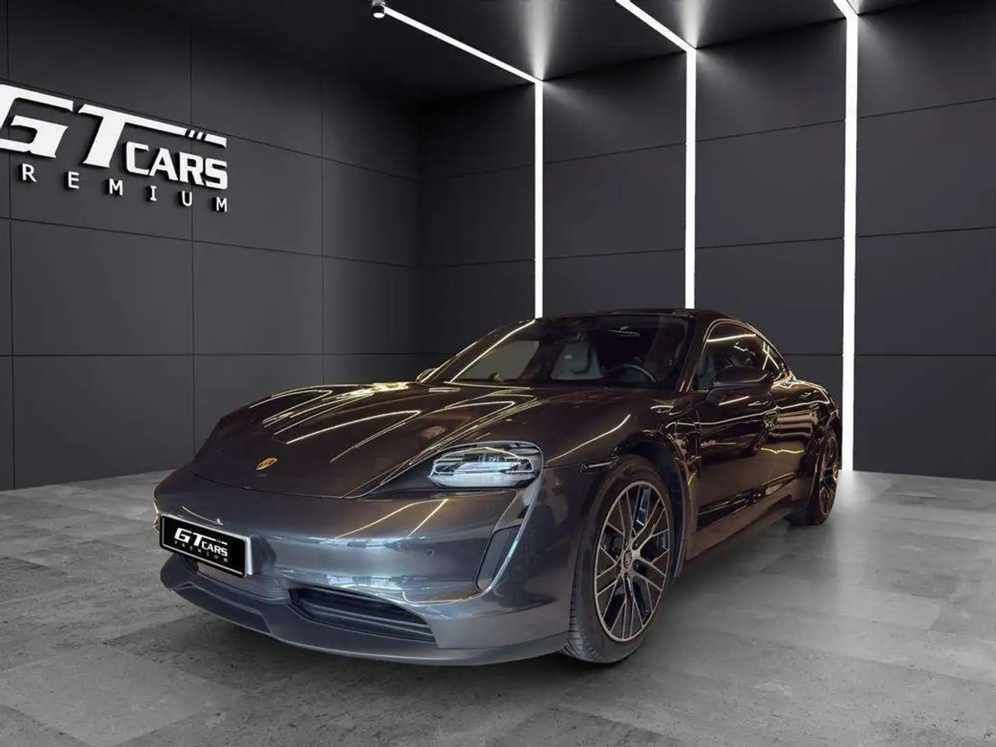 Porsche Taycan Familiar 408cv Automático de 5 Puertas Gris - 1