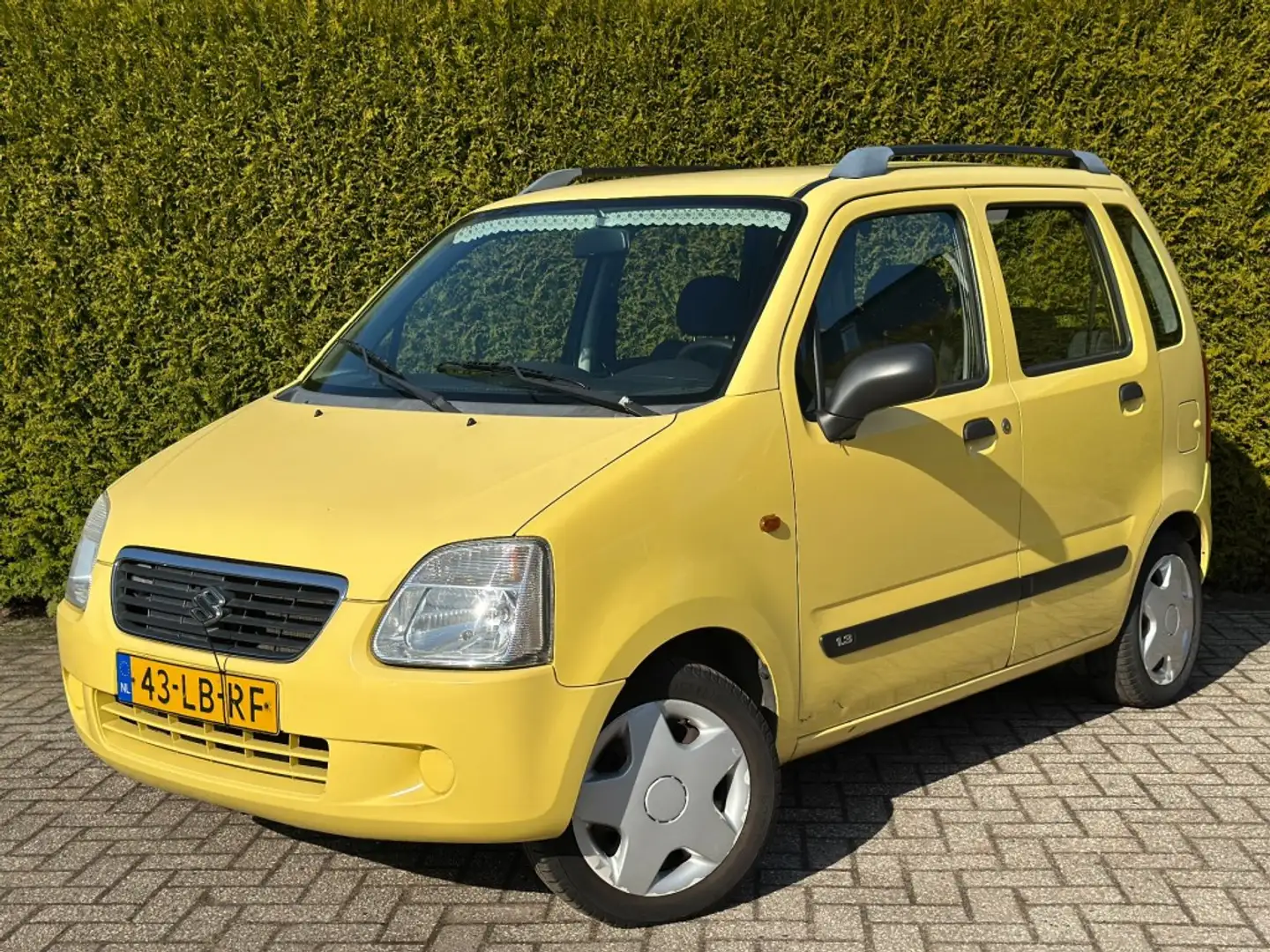 Suzuki 1.3 GLS 5deurs Nieuwe APK  NAP  Onderhoud historie Žlutá - 1