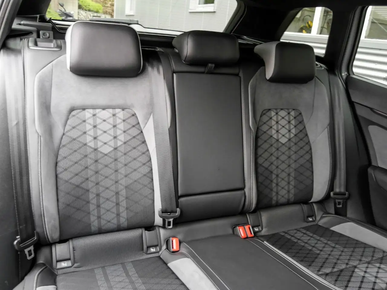 Volkswagen Golf Variant Golf VIII Variant 1.5 TSI R-Line ACC AHK LED NAV 5