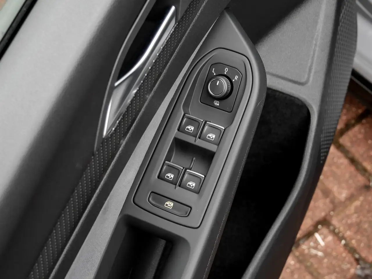 Volkswagen Golf Variant Golf VIII Variant 1.5 TSI R-Line ACC AHK LED NAV 13