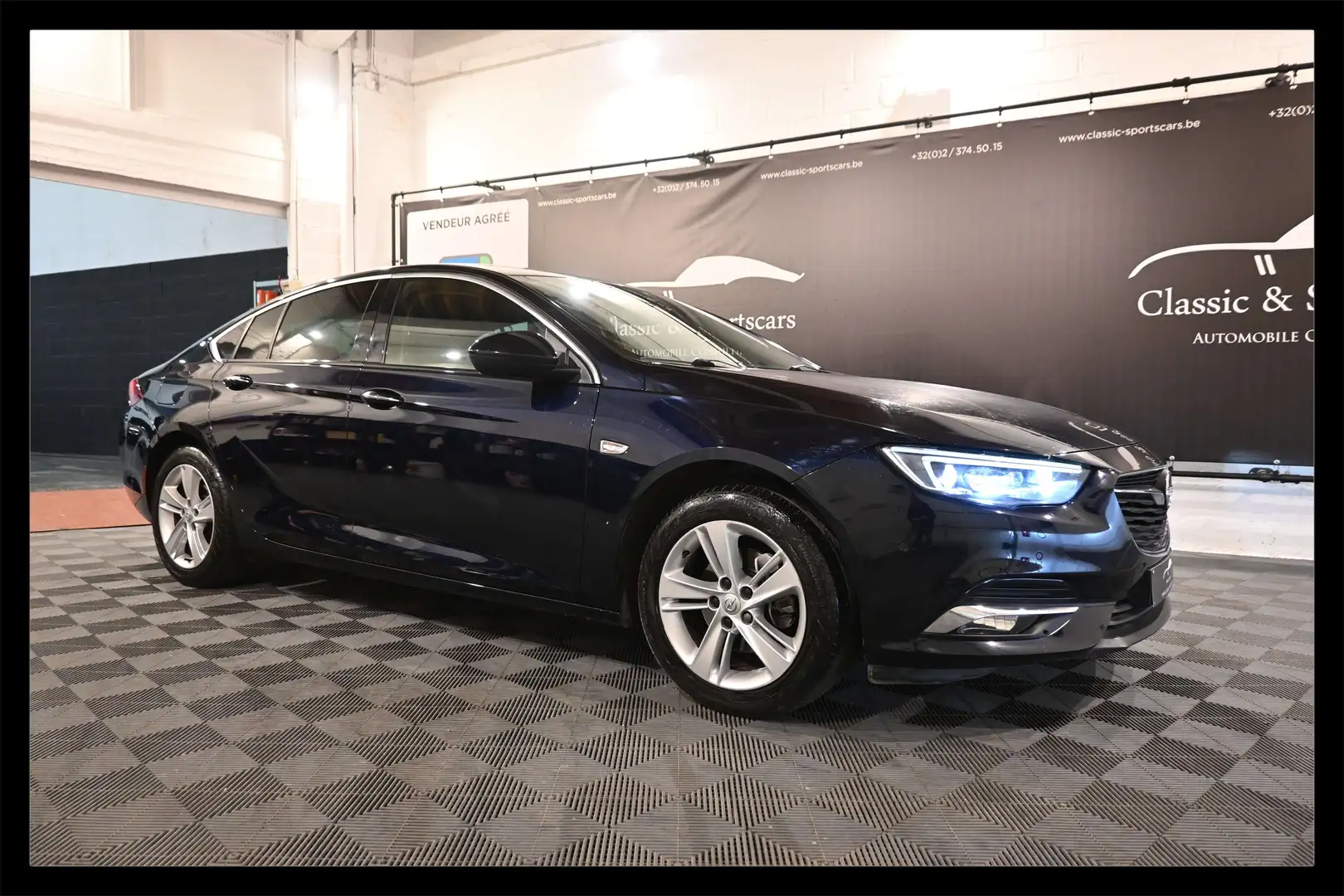 Opel Insignia Grand Sport 1.6 CDTI / EURO 6c / FULL OPTIONS Bleu - 1