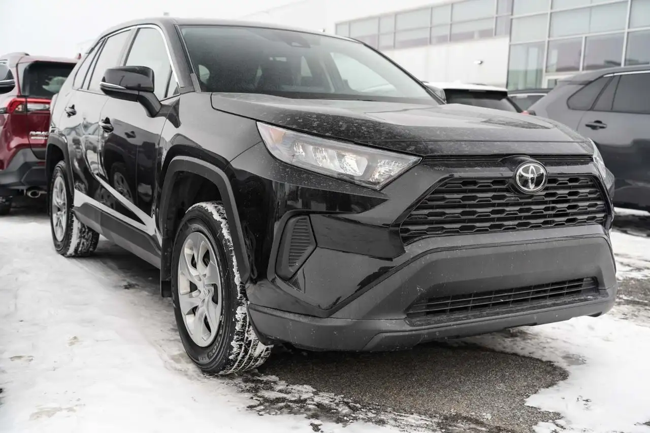 Toyota RAV 4 снимка Toyota RAV 4