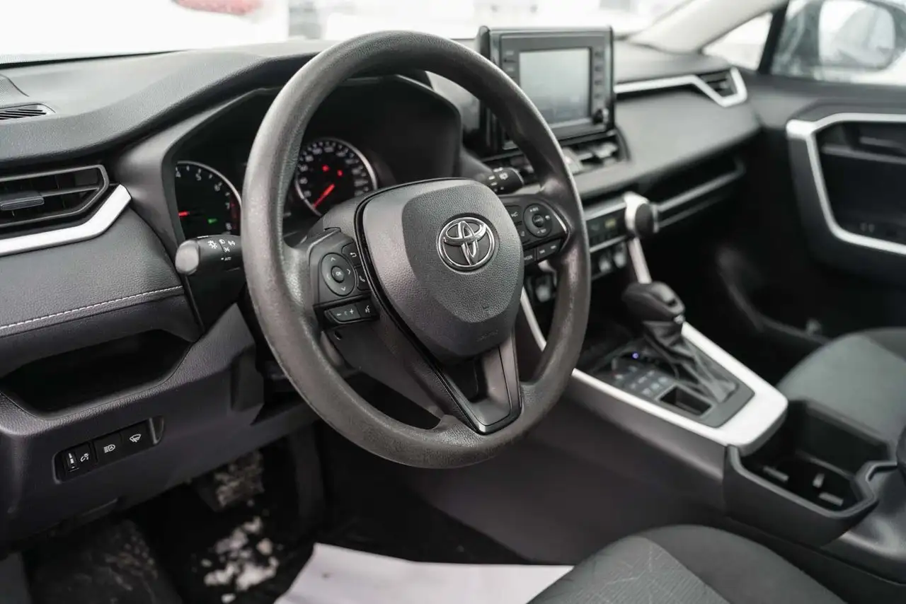 Toyota RAV 4 снимка Toyota RAV 4