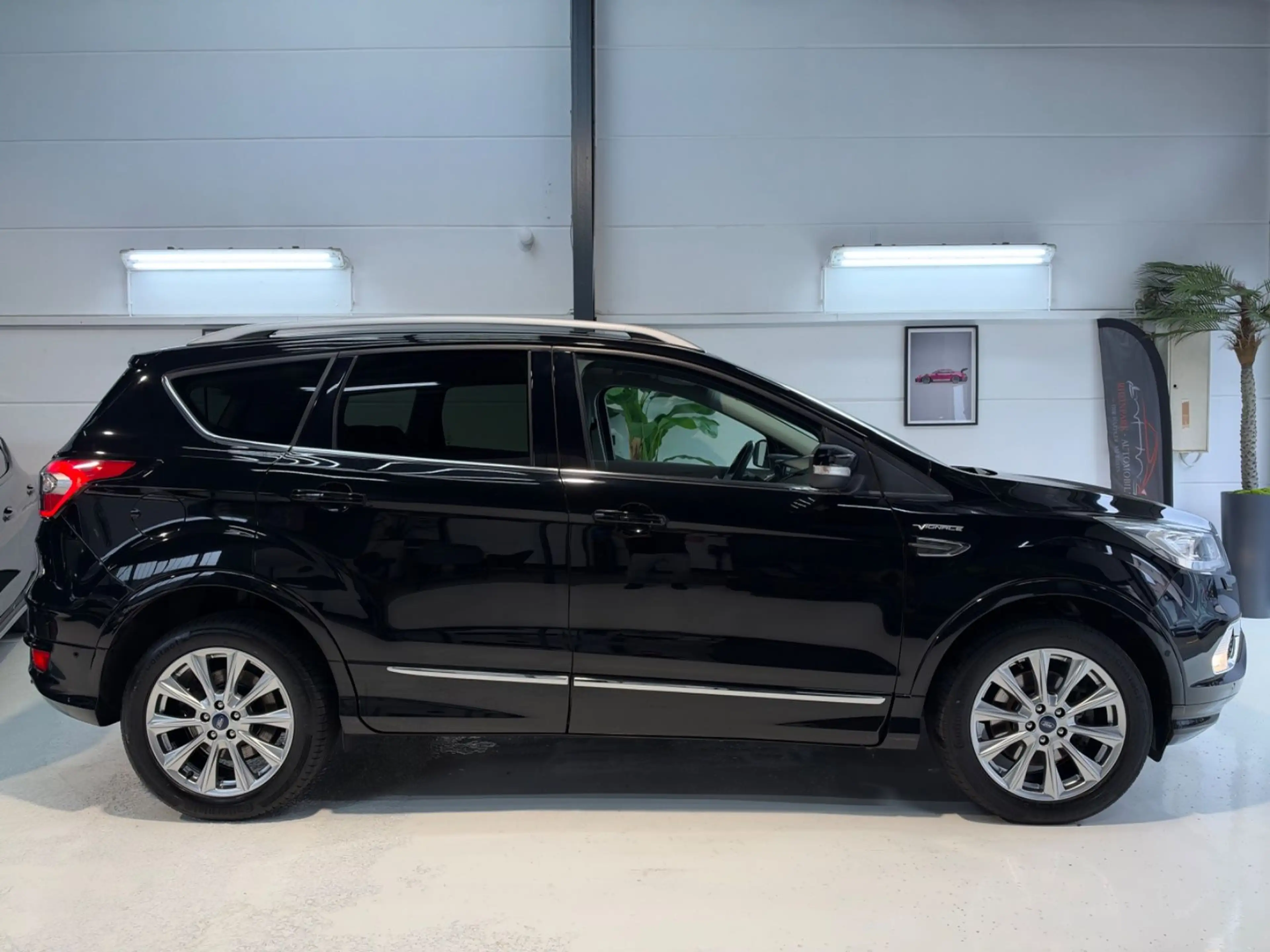 Ford Kuga Vignale Kamera AHK — photo 3