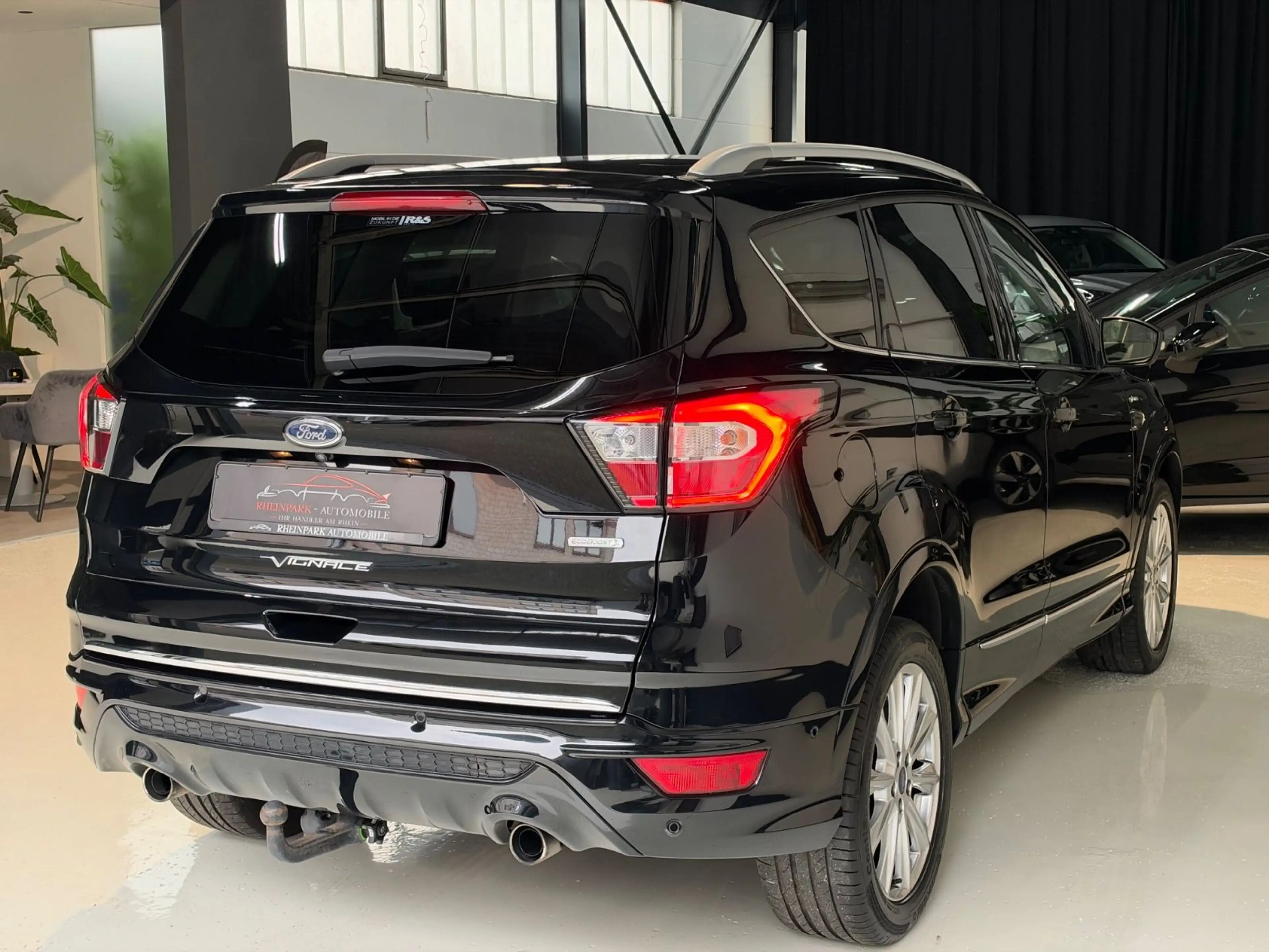 Ford Kuga Vignale Kamera AHK — photo 7