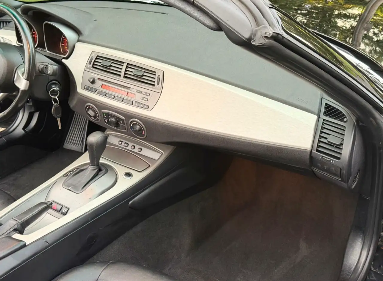 BMW Z4 снимка BMW Z4