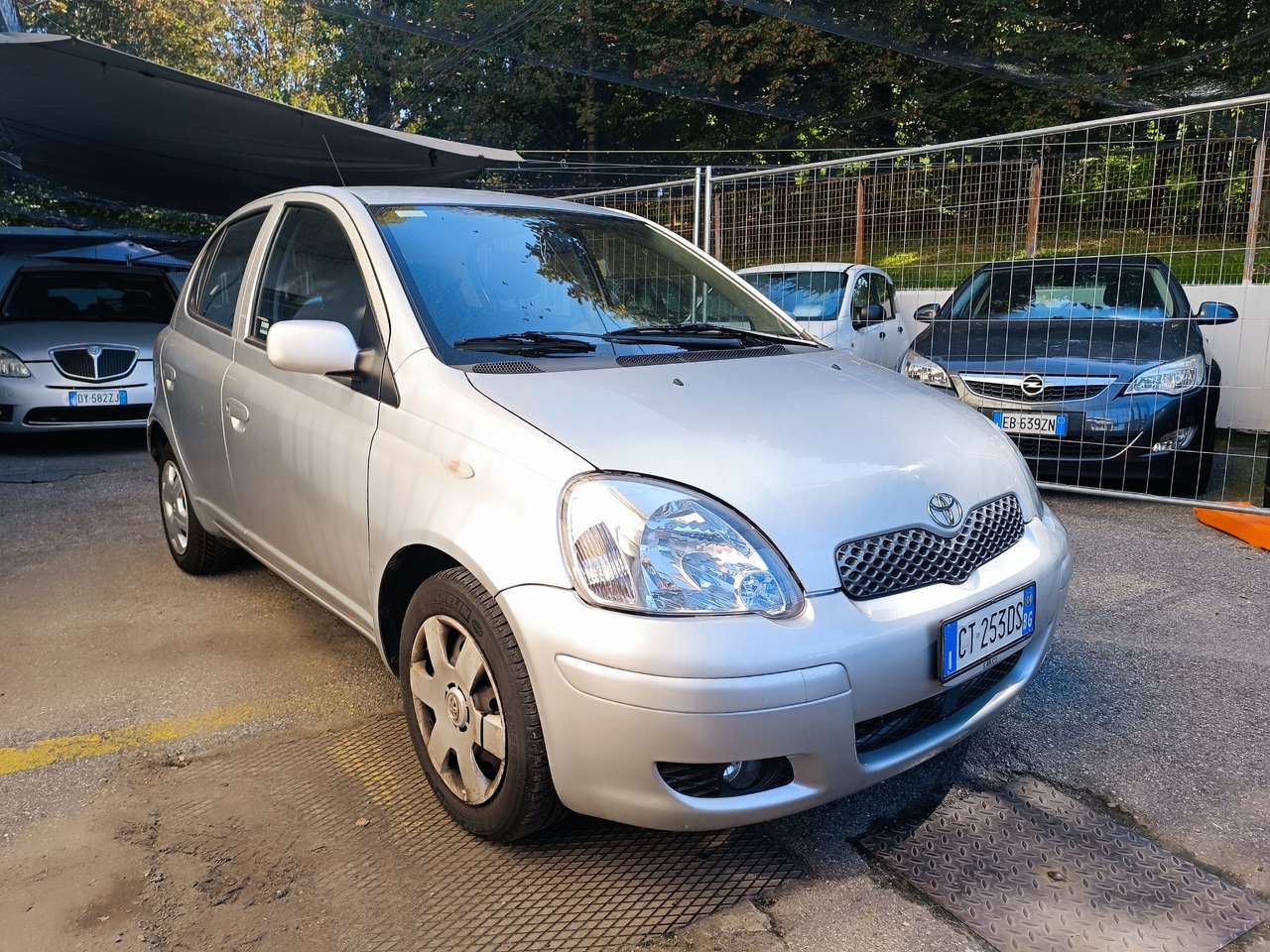 Toyota Yaris Yaris 5p 1.0 Sol 120.000KM CERTIFICATI