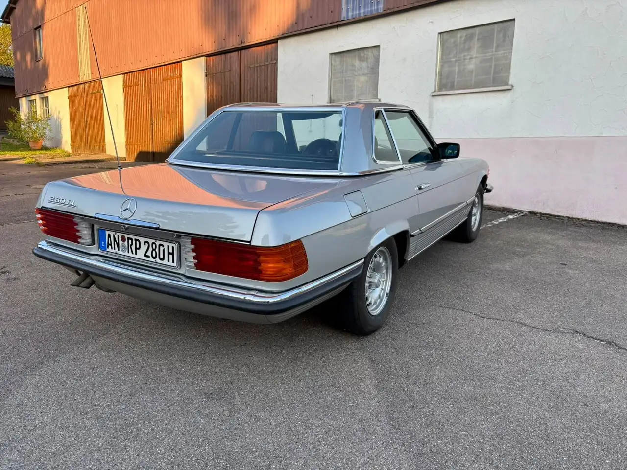 Mercedes-Benz SL 280, foto 7