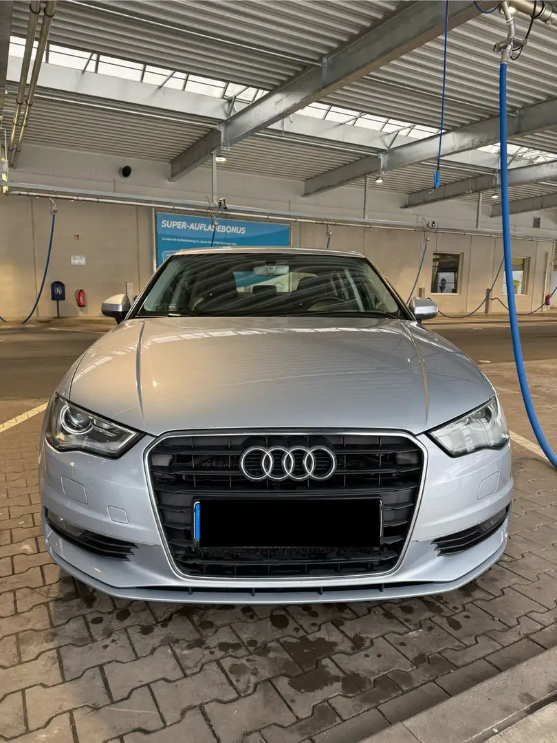 Audi A3 ambiente Grau - 2