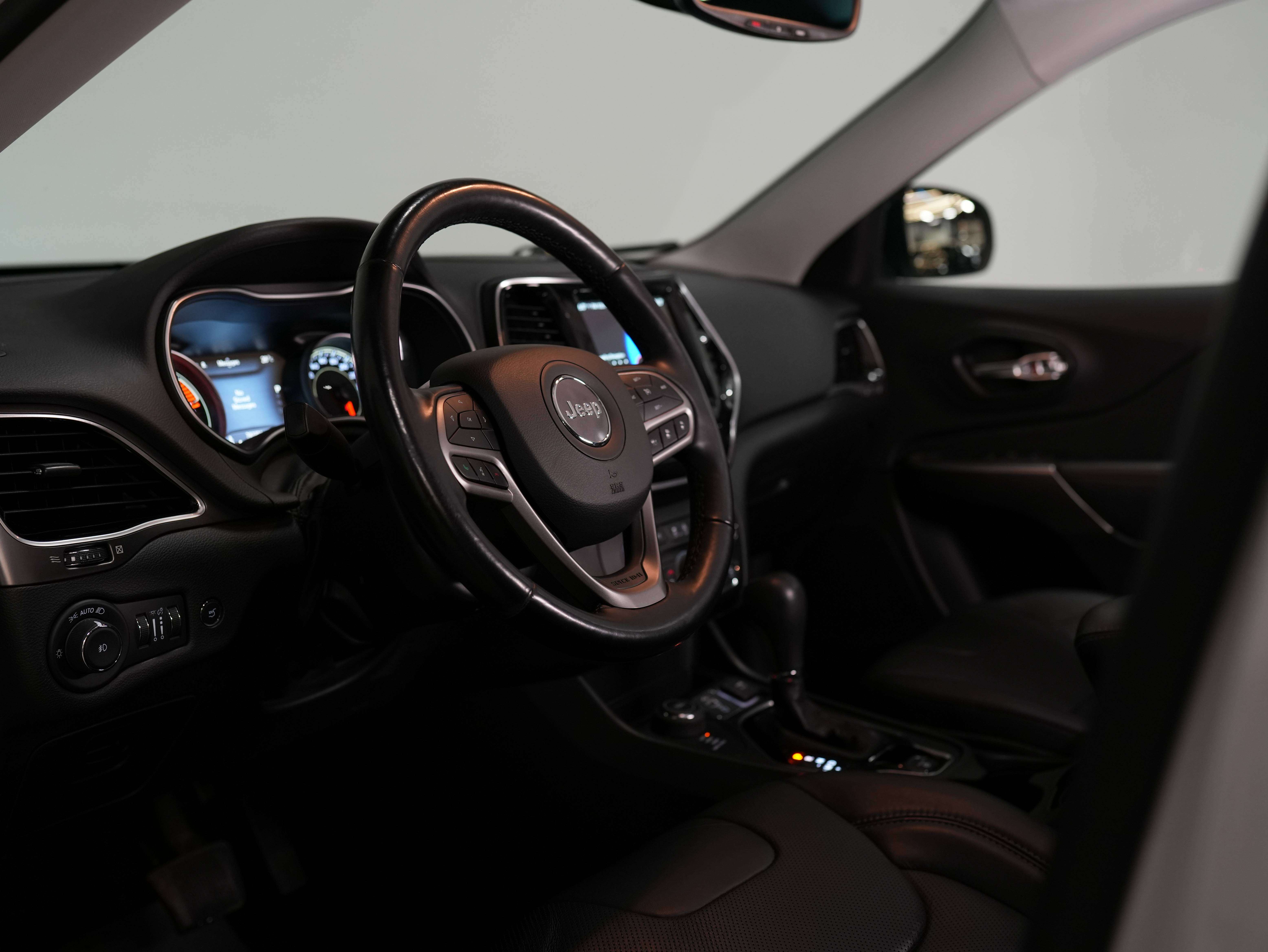 used 2021 Jeep Cherokee car, priced at $24,900