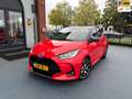 Toyota Yaris 1.5 Hybrid Launch Edition AUTOMAAT STOELVERWARMING Rood - thumbnail 1