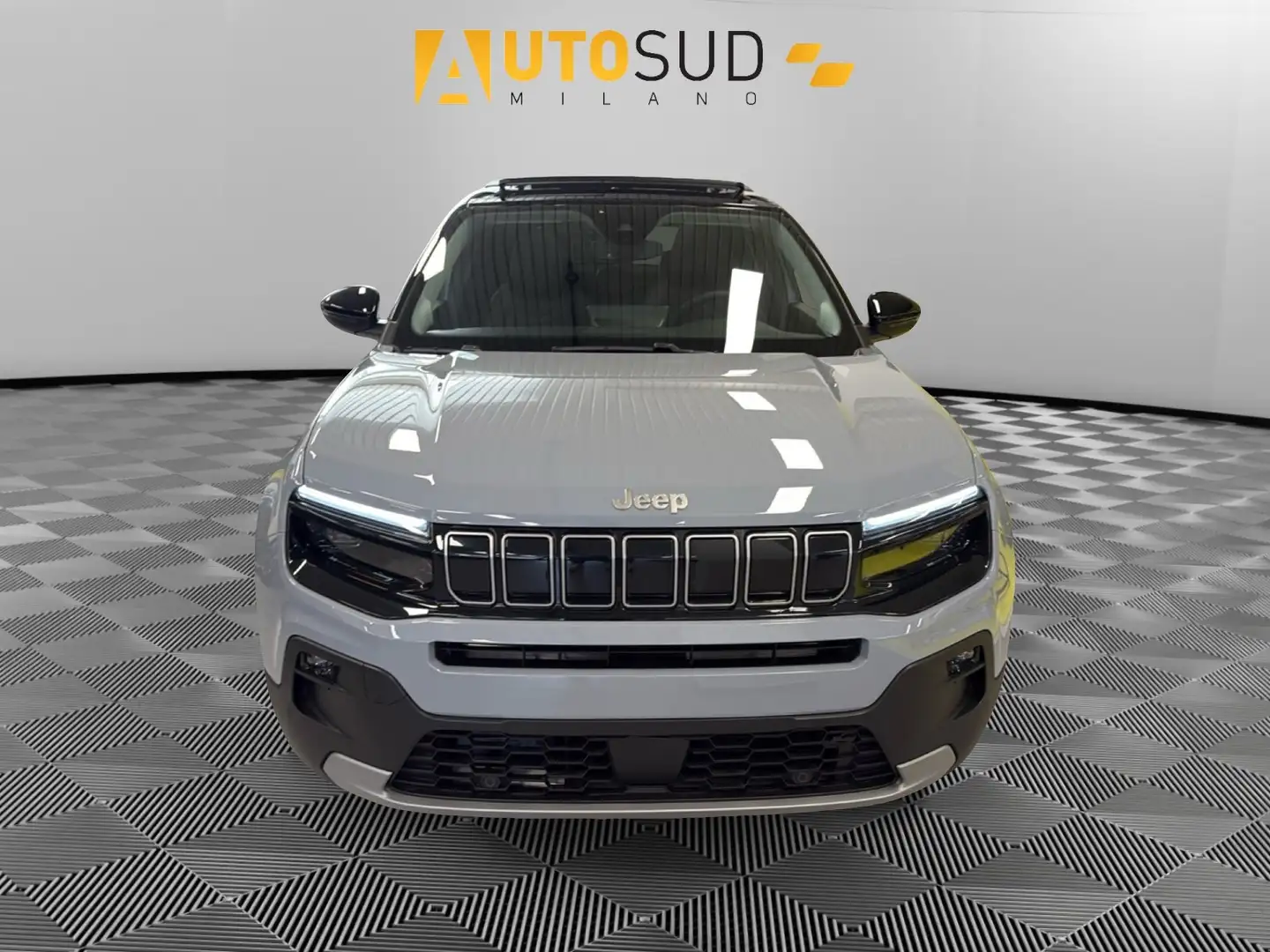 Jeep Avenger 1.2 turbo Summit fwd 100cv Gris - 2