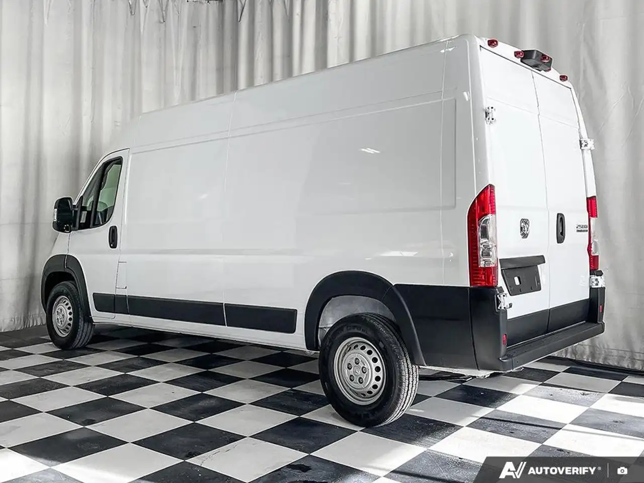 RAM Promaster снимка RAM Promaster