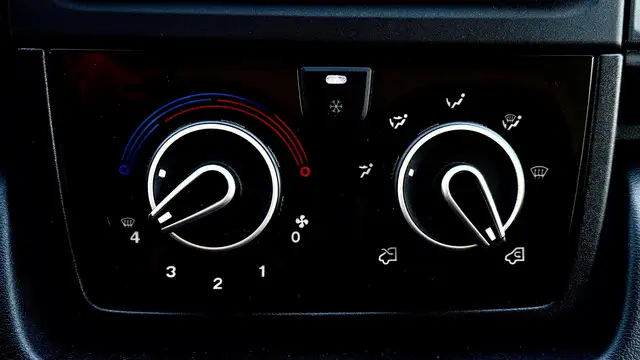 Fiat Ducato view 13