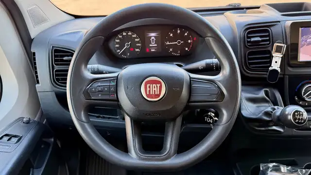 Fiat Ducato view 11
