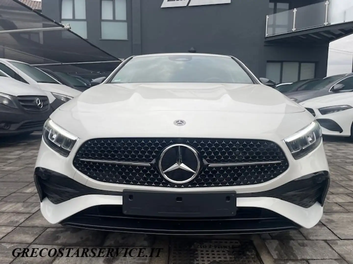 Mercedes-Benz A 180 AMG Line Advanced Plus auto Cerchi19"/Luci64/Night Blanc - 2