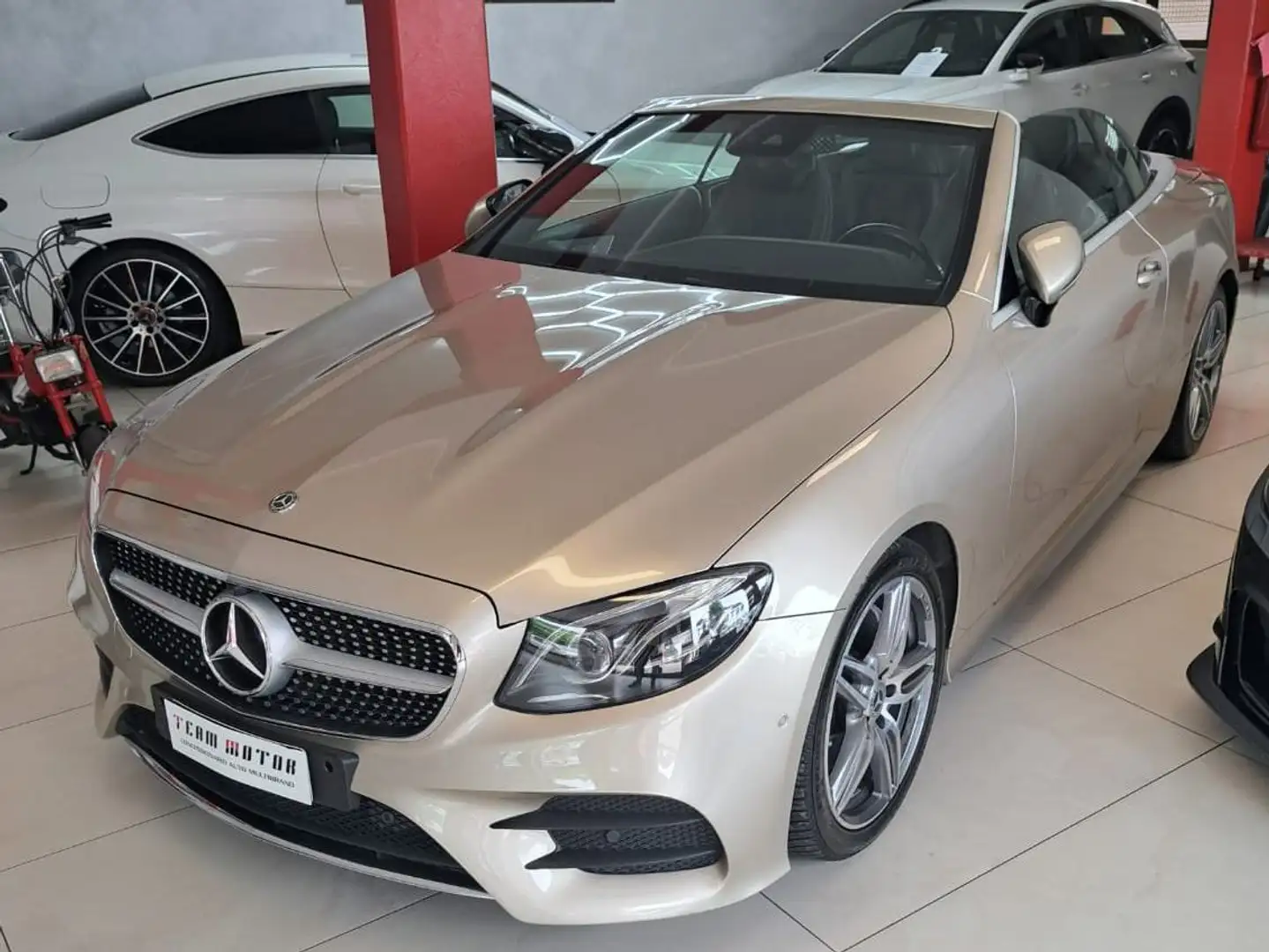 Mercedes-Benz E 300 E Cabrio 300 d Premium Plus auto Oro - 1