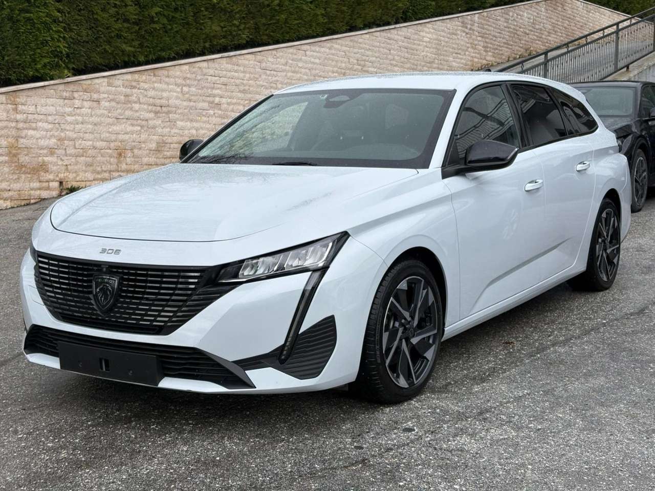Peugeot 308 BlueHDi 130 S&S EAT8 SW Allure