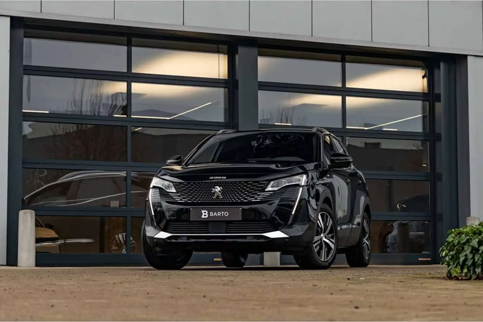 Peugeot 3008 GT | MHEV 136pk AT | Camera | Alcantara | Massa... Noir - 1