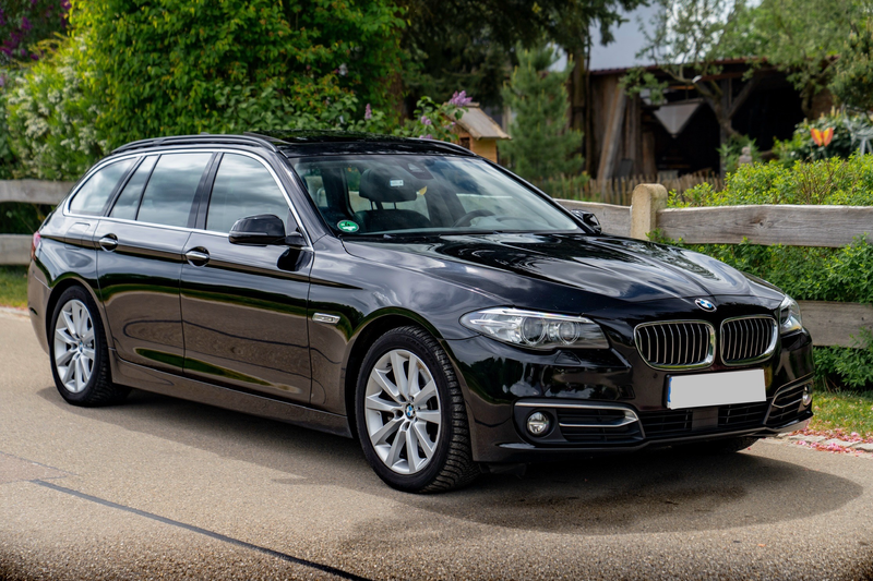 BMW 525 Touring Luxury Line Panorama Harman Kardon ACC Soft Close — photo 8