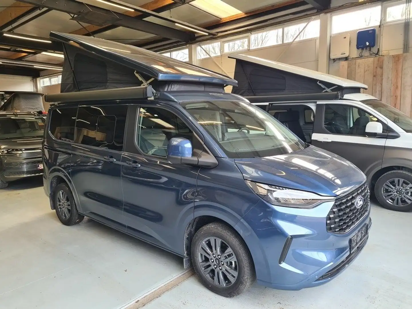Ford Transit Custom Ford Nugget KWB 170PK automaat 4x4 Blauw - 1