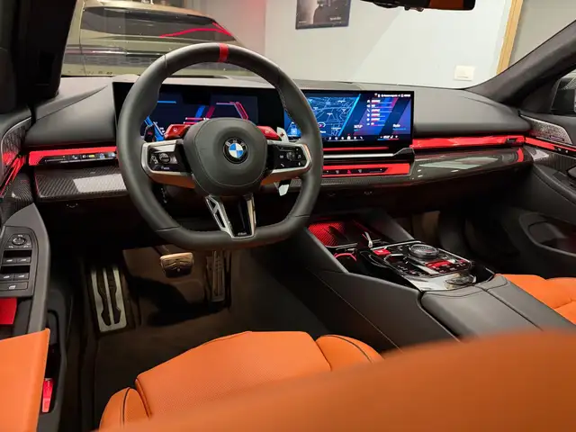BMW M5 view 10