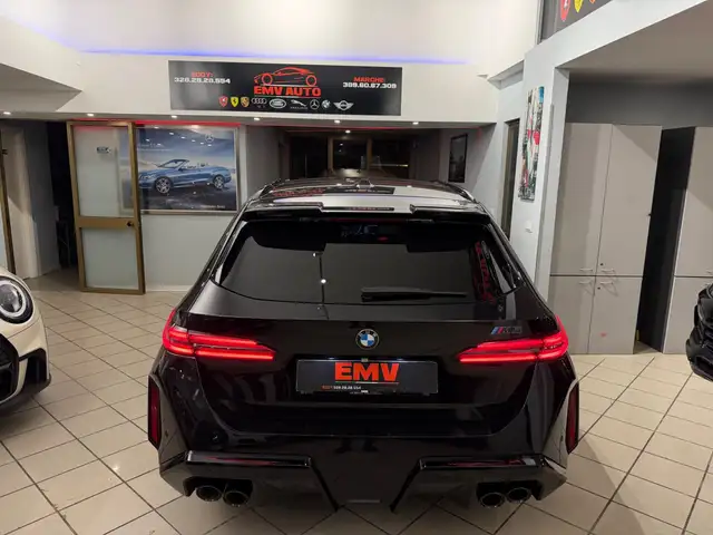 BMW M5 view 15