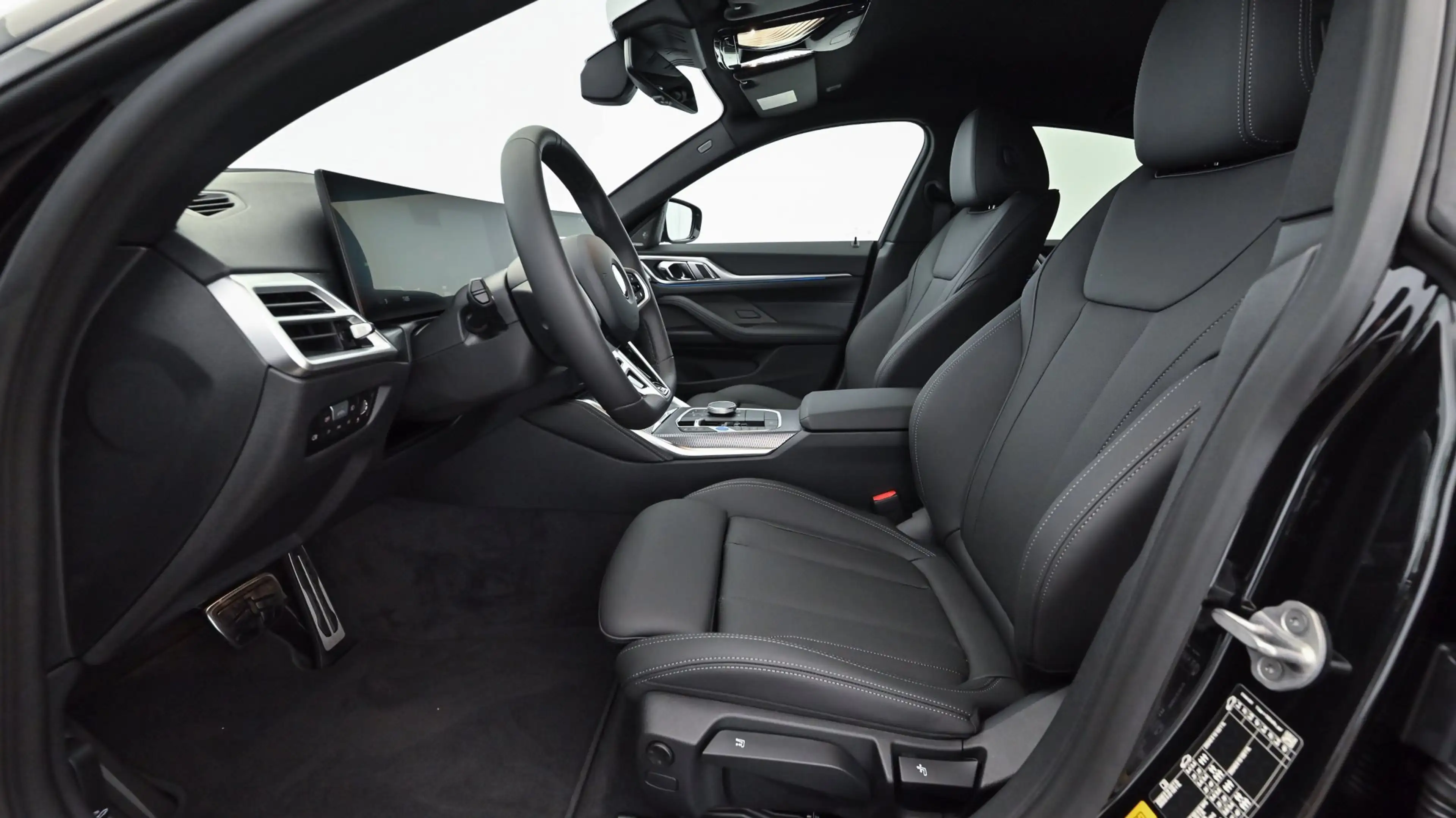 BMW i4 Gran Coupe eDrive35 M-Sportpaket — photo 10