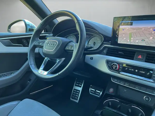 Audi S5 view 7