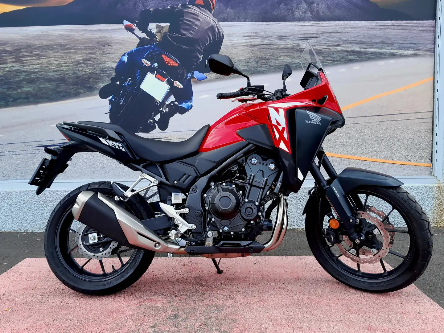 Honda NX 500 Rood - 1