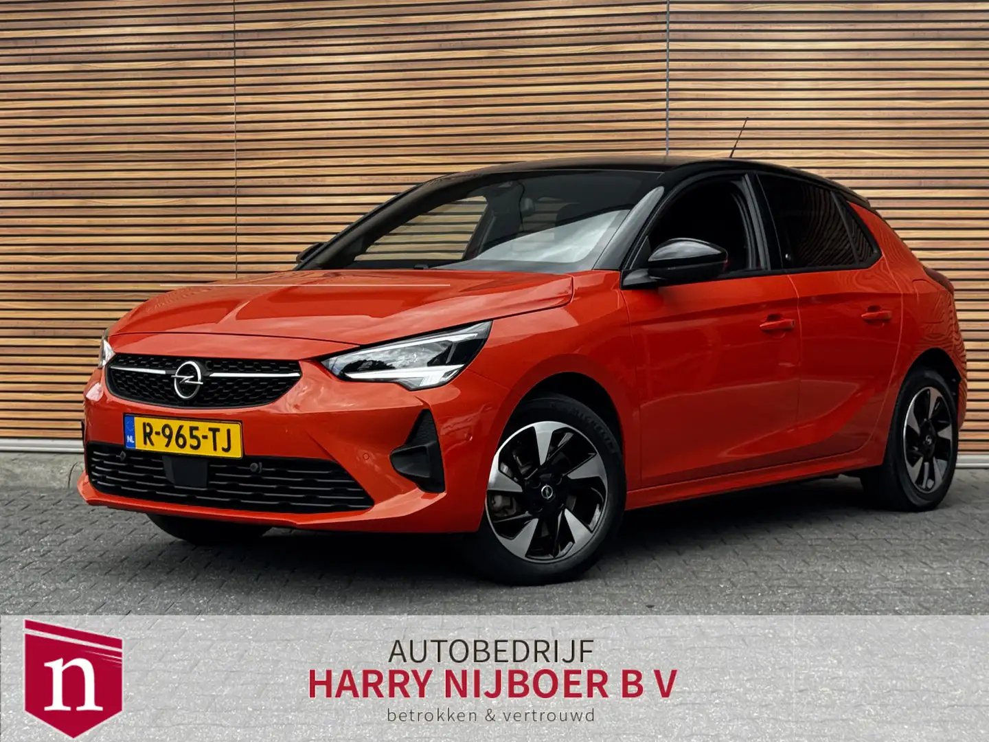 Opel Corsa-e GS Line 50 kWh Carplay / PDC / Camera / Clima / wi Oranje - 1