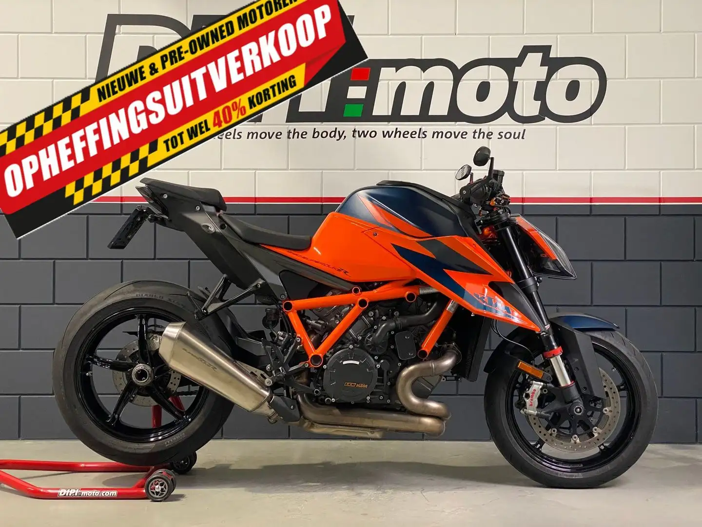 KTM 1290 Super Duke R Orange - 2