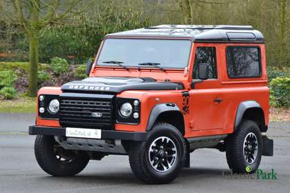 Land Rover Defender 90 Adventure Edition