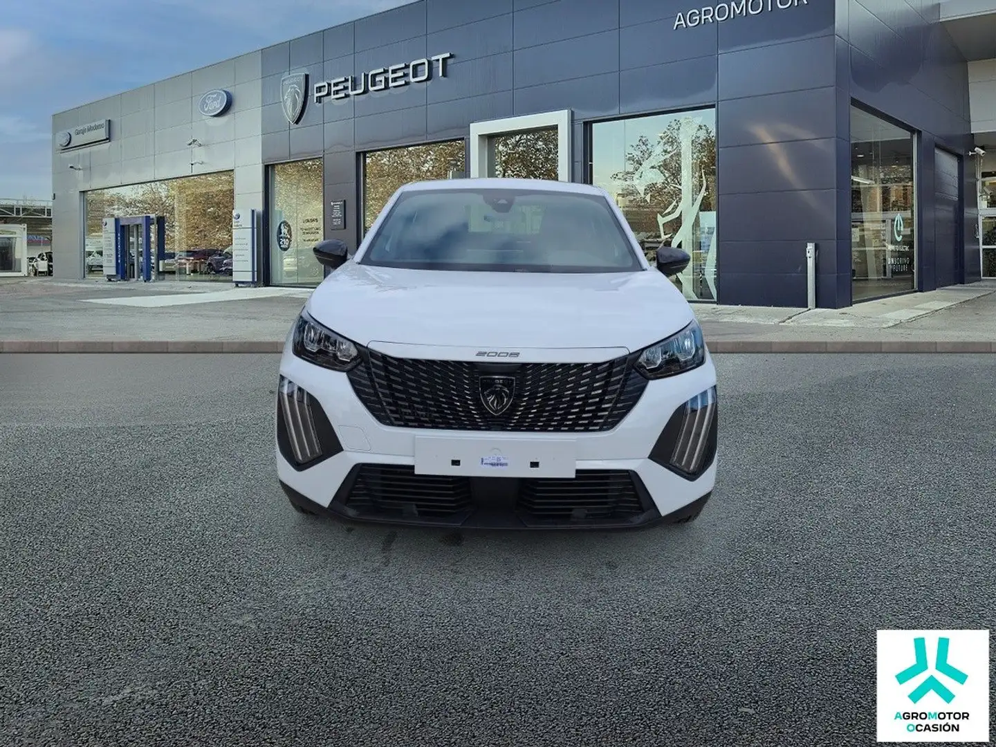 Peugeot 2008 N Style Hybrid 145 eDCS6 Wit - 2