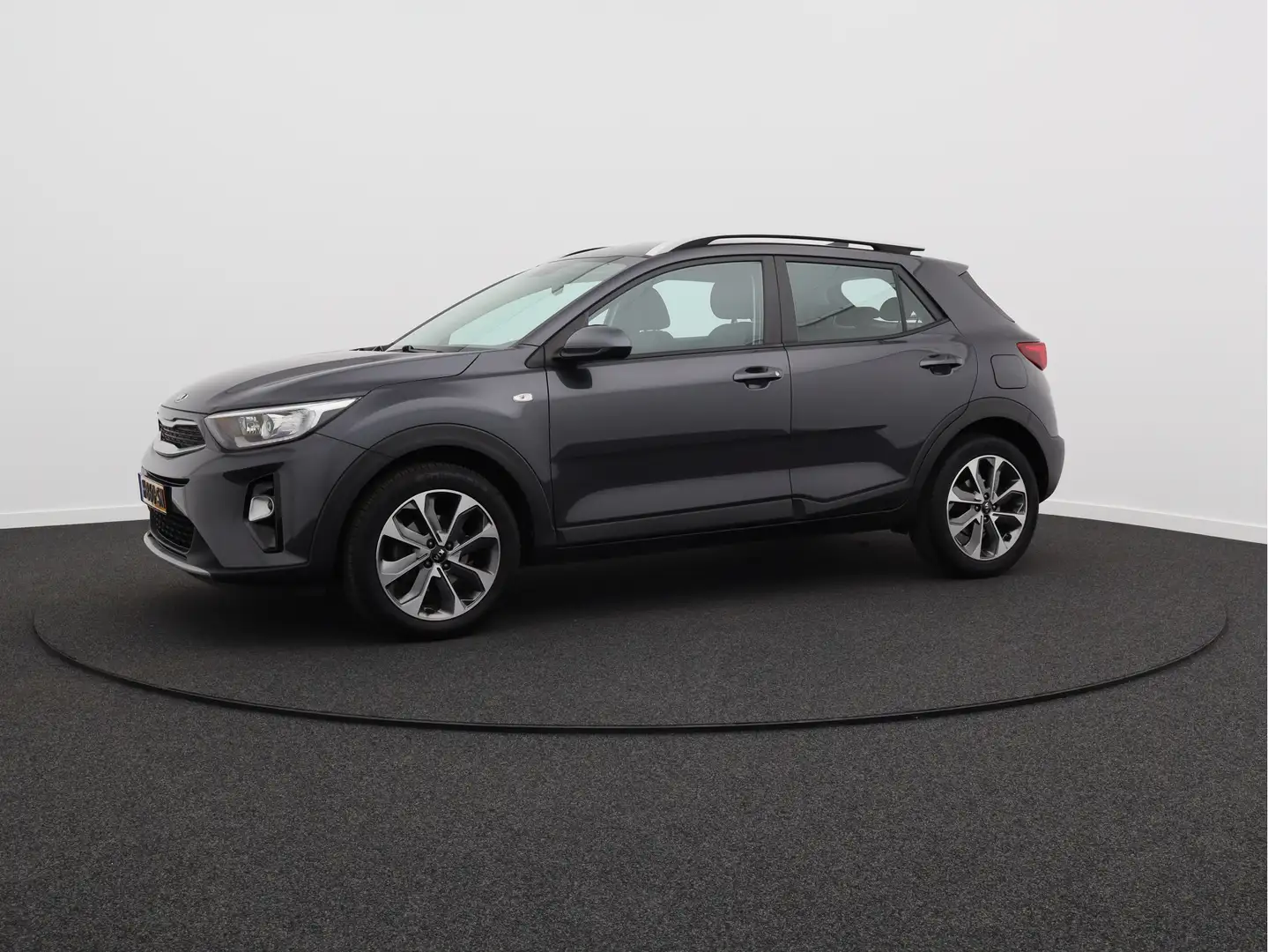 Kia Stonic 1.0 T-GDi DynamicLine/ lage km/ zeer mooi! Grijs - 2