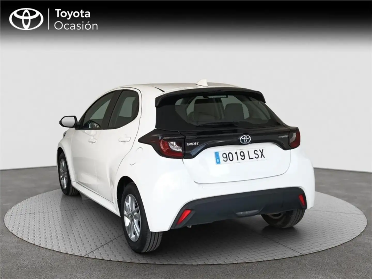 Toyota Yaris 120H 1.5 Business Plus - 2