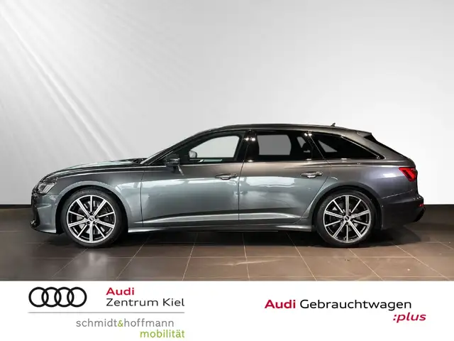 Audi S6 view 3