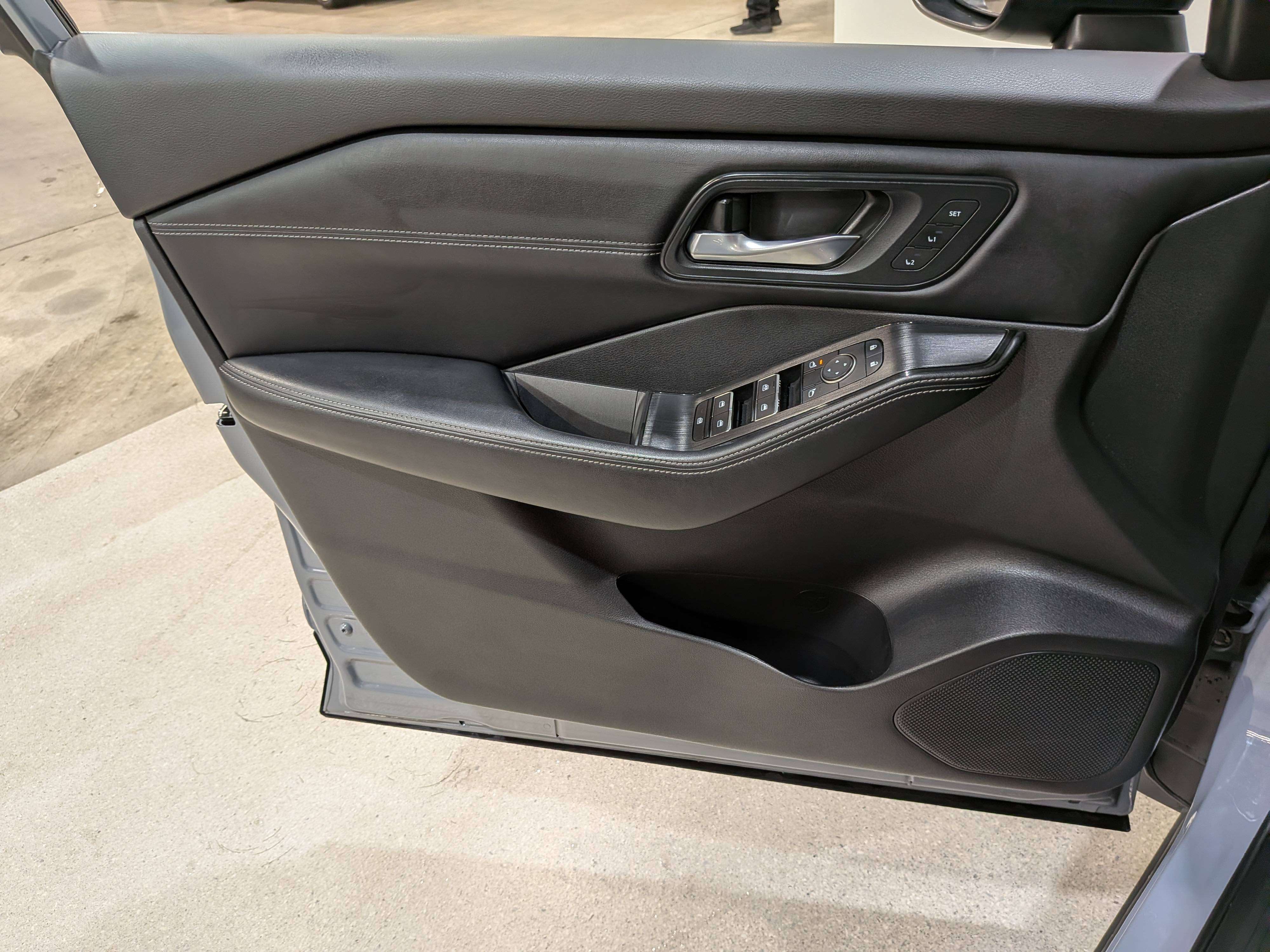 Nissan Rogue 2024