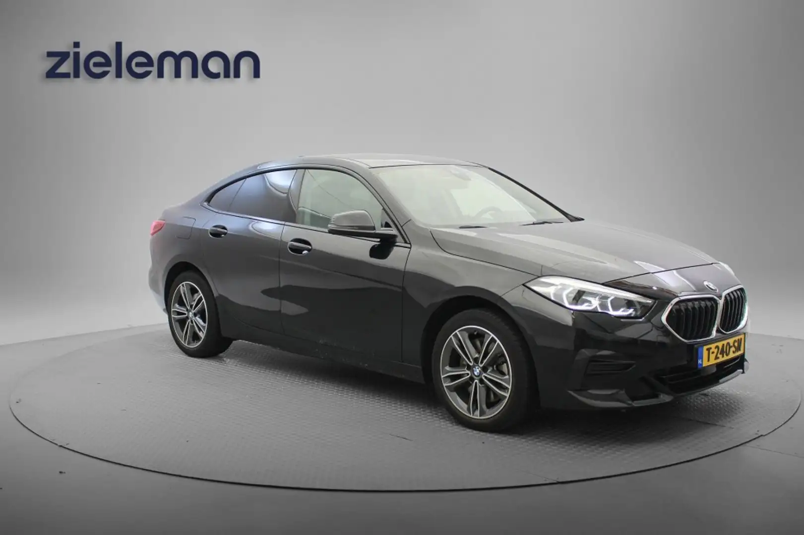 BMW 220 220i Automaat 178 PK - Carplay, Digitaal Cockpit, Чорний - 1