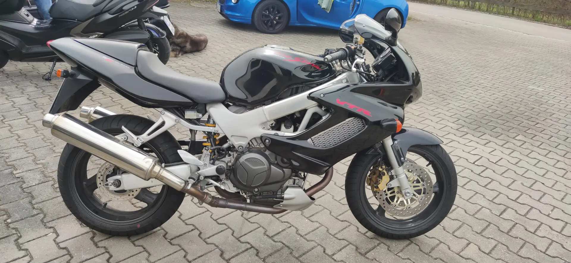 Honda VTR 1000 Fire Storm SC36 Negro - 2