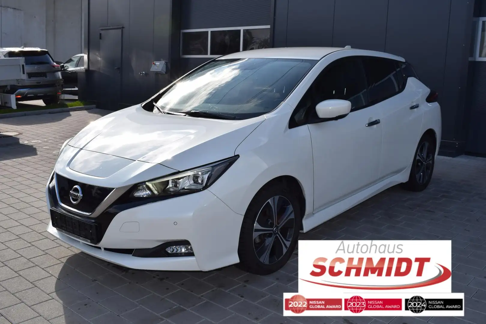 Nissan Leaf 40kwh Tekna Weiß - 1