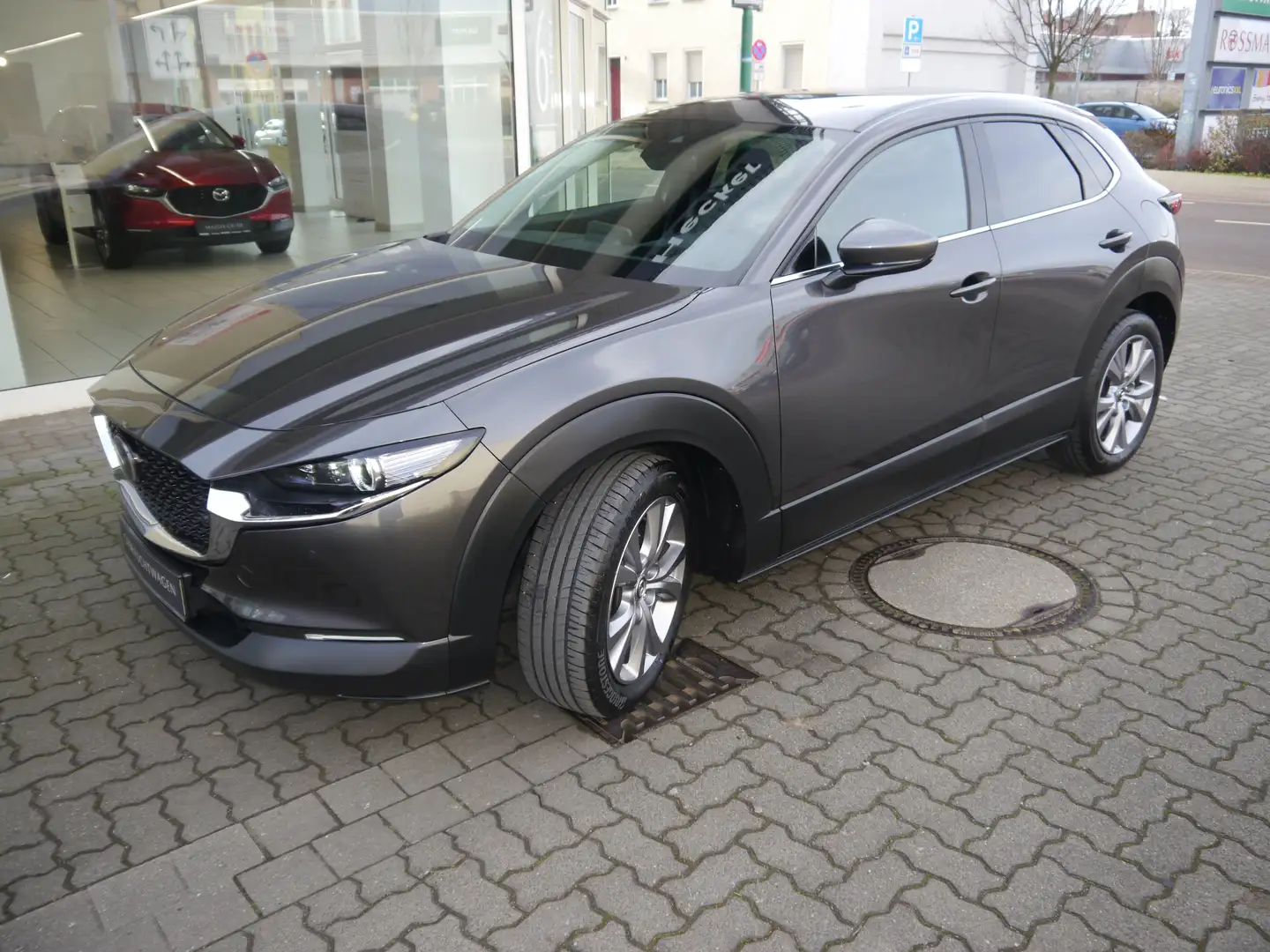 Mazda CX-30 e-SKYACTIVE G 140  EXCLUSIVE Sommerschlussverkauf Grau - 2