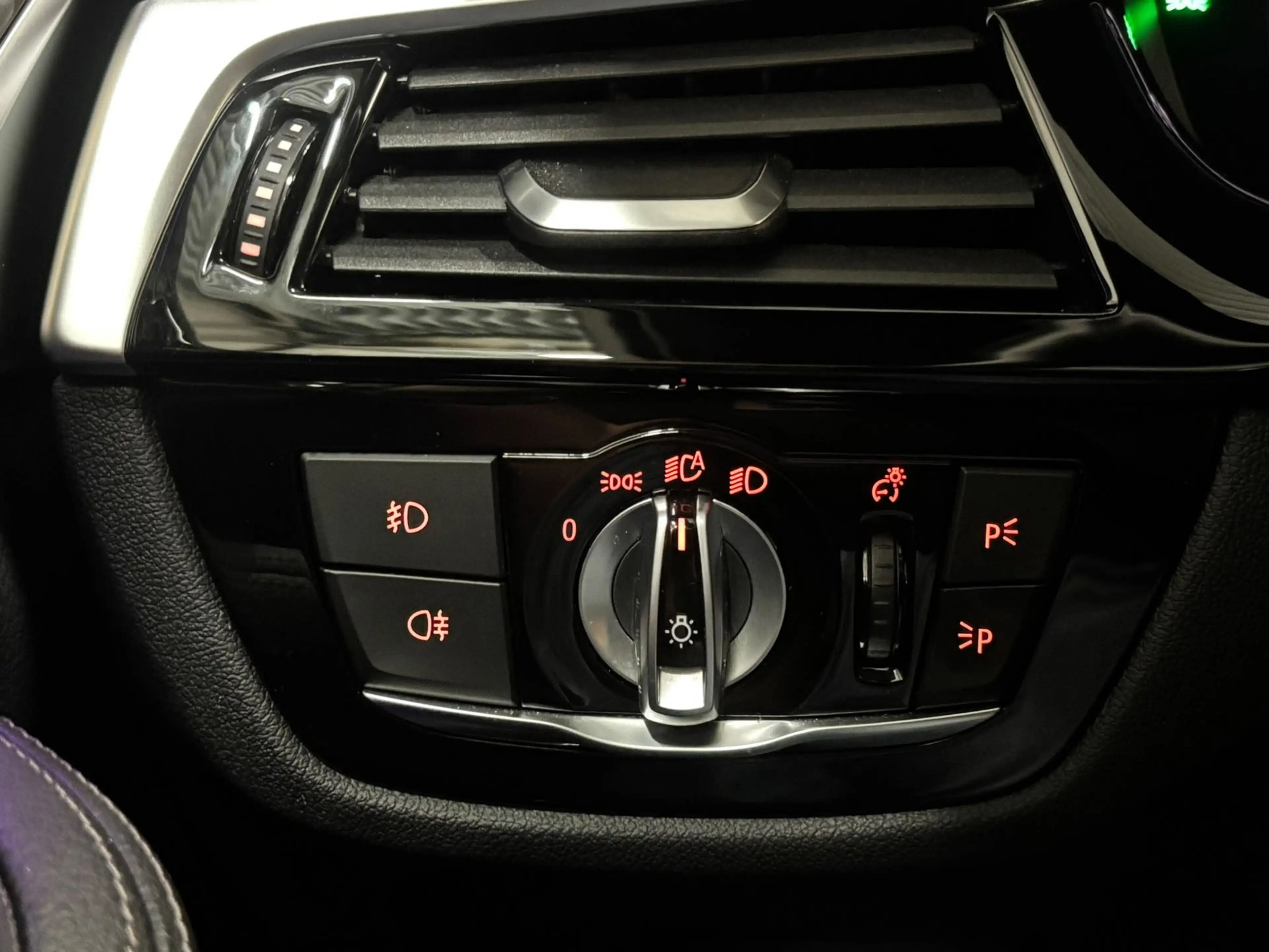 BMW 530 5-serie 530e iPerformance High Executive - ACC - P — photo 29