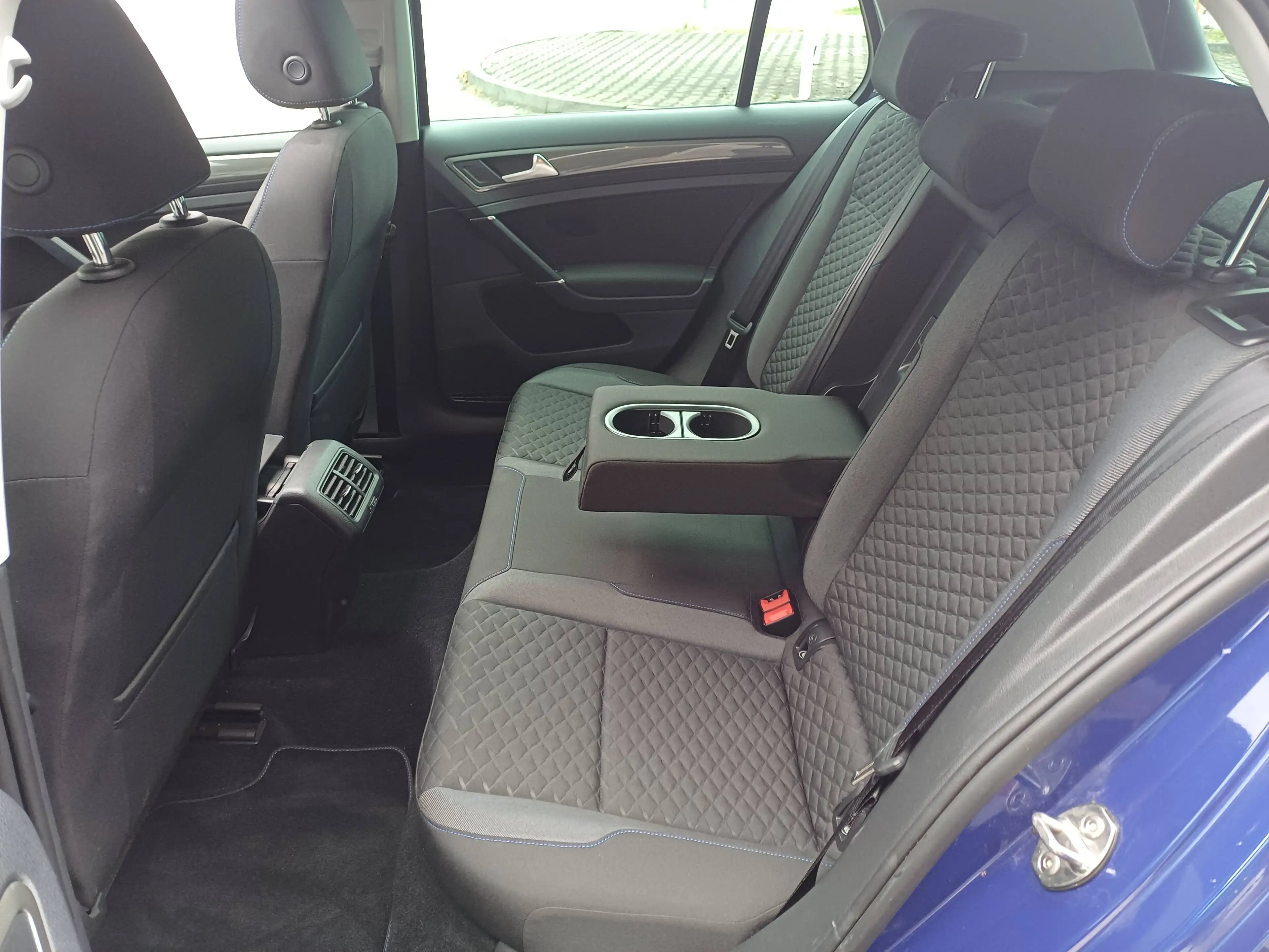 Volkswagen Golf Join BlueMotion — photo 15