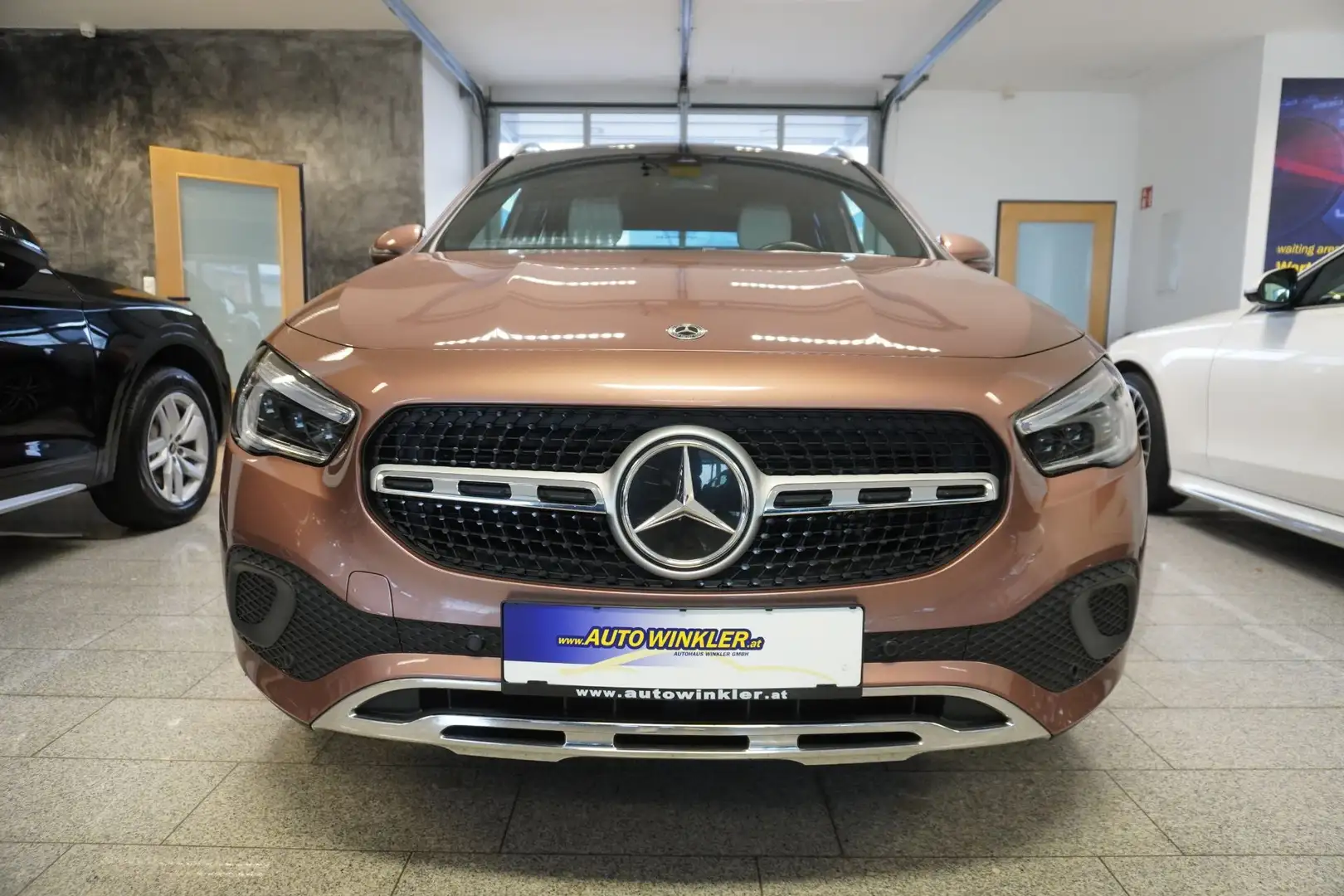 Mercedes-Benz GLA 250 250e PHEV Aut. AHV/Navi/LED Braun - 2